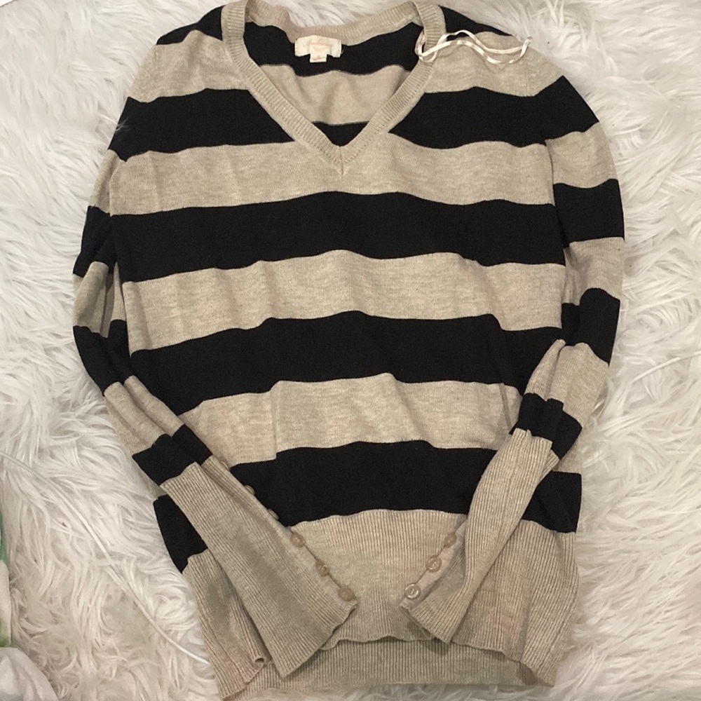 Scoop neck sweater